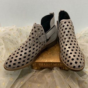 Musse & Cloud Booties